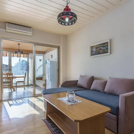 Pintar Holiday home *